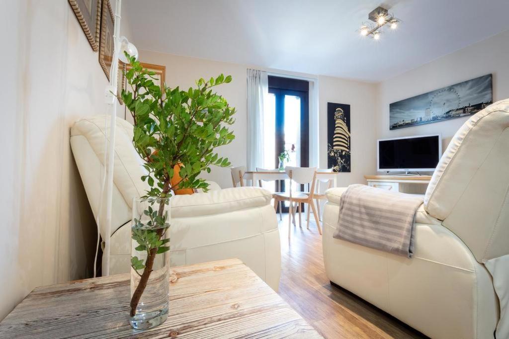 Apartament Az El Balcon De Cesar Augusto Saragossa Zewnętrze zdjęcie