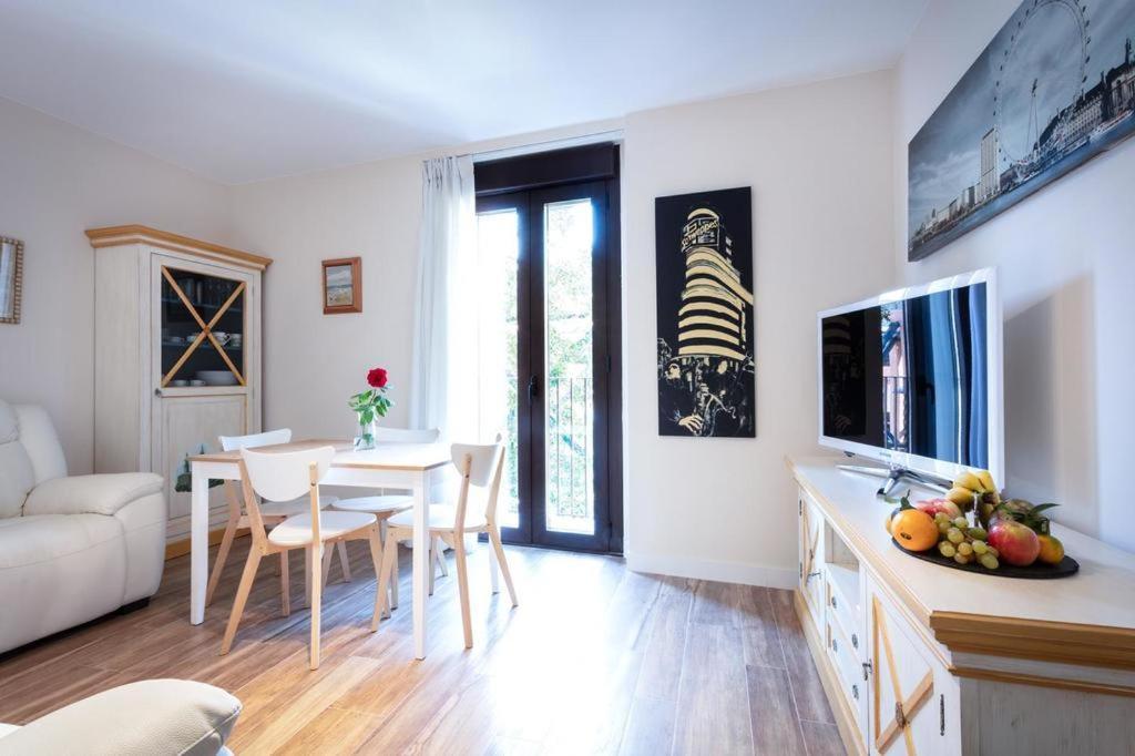 Apartament Az El Balcon De Cesar Augusto Saragossa Zewnętrze zdjęcie